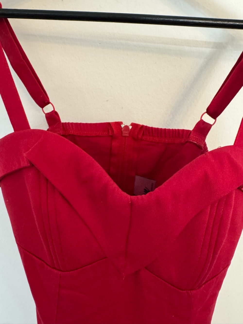 Vixen by Michelle Pitt Maneater Top Size S Red - Picture 5 of 6